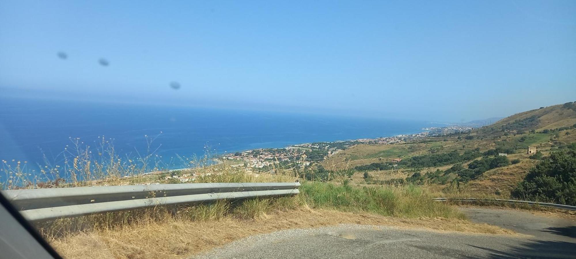 Palapico Hotel Bonifati Buitenkant foto